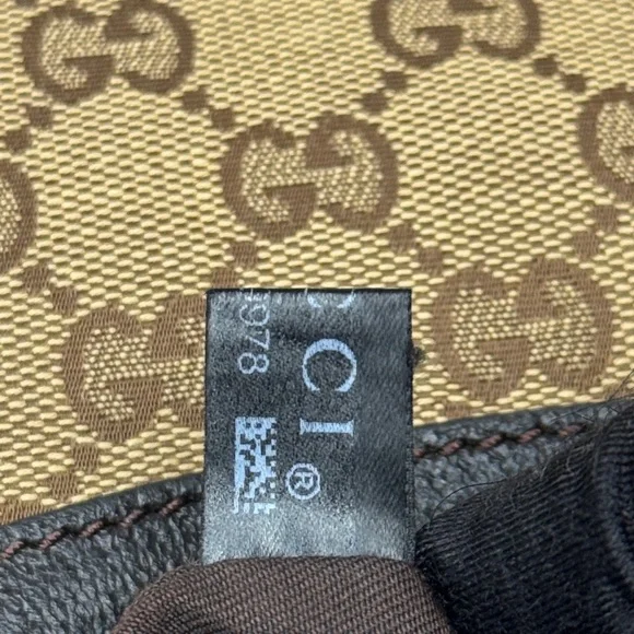 Gucci HalfMoon Brown Crossbody Bag - Picture 16 of 16